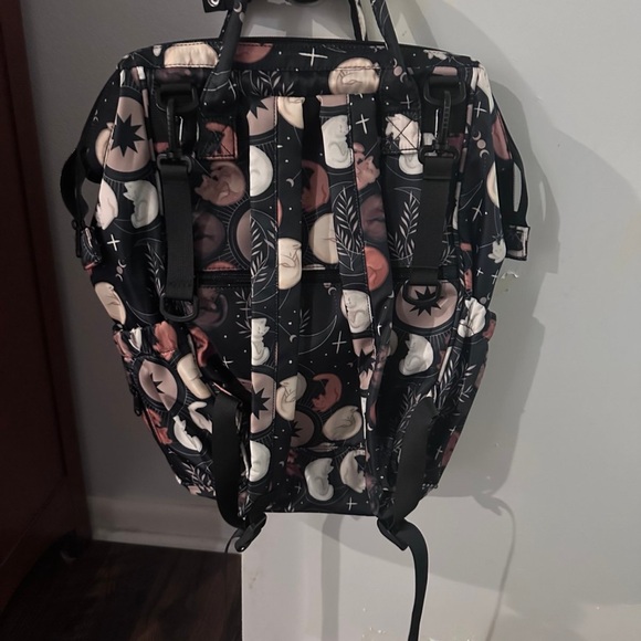 The Twisted Lily Diaper Backpack - Picture 2 of 3